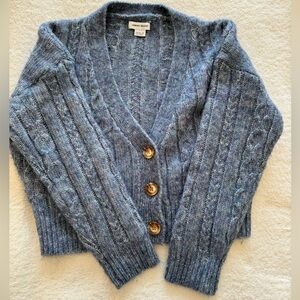 Urban Revivo blue knit, amazing condition